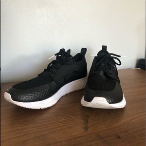 Sperry Women’s Running Sneakers